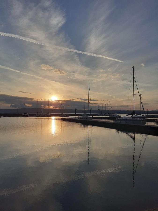 Meridiano 12 Bolsena Exterior foto